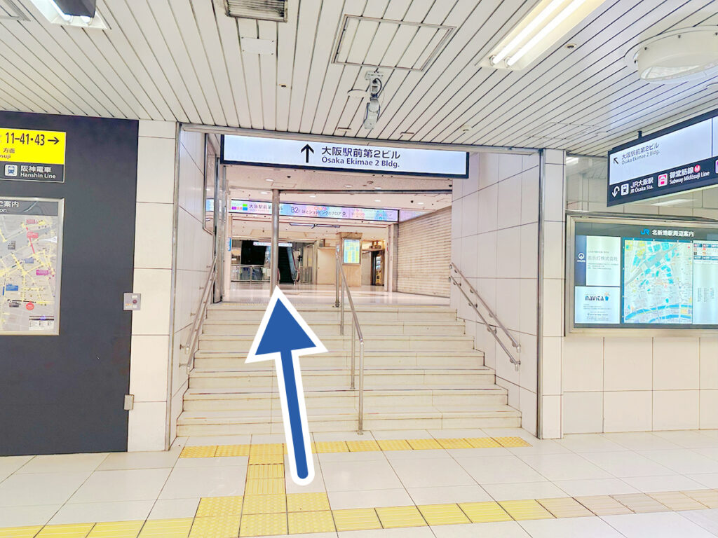 北新地駅東口正面の大阪駅前第二ビル地下2階入口